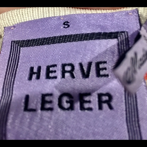 Herve Ledger mini halter dress 👗 - Picture 3 of 3